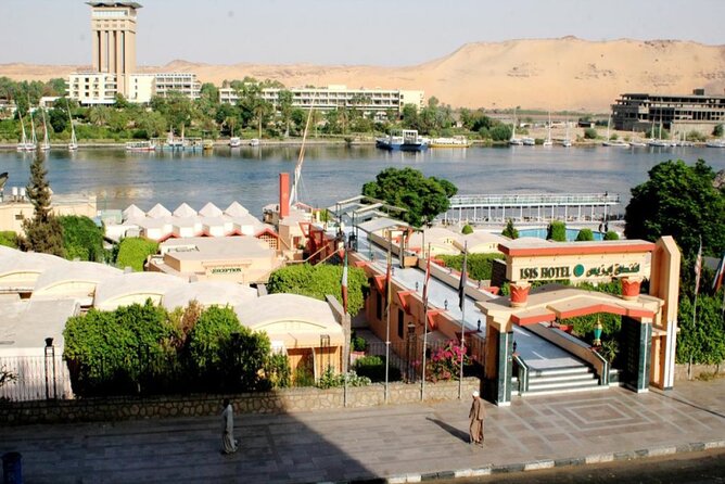 Horse Carriage Ride With a Private Tour in Aswan - Inclusions: Guided Tour, Tipping