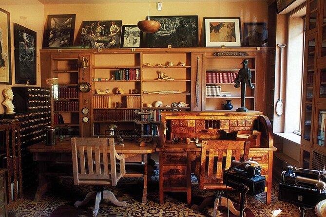 Karen Blixen Museum & Giraffe Centre Half Day Tour - Cancellation Policy
