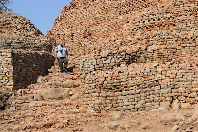 Khami Ruins Historical Tour