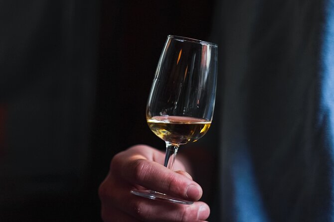 Killarney Premium Irish Whiskey Tasting With Local Expert - Location and Meeting Point