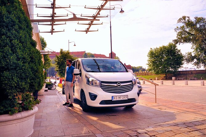 Krakow Private Transfer From the City to the Airport - Pickup and Drop-off Details