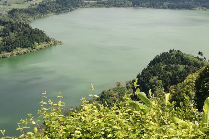 Lagoa Do Fogo and Nordeste With Lunch Included €89.00 per Person - Meeting Details