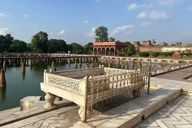 Lahore Full Day Sightseeing Guided Tour - Accessibility Information
