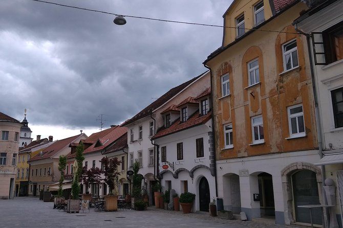 Ljubljana-Zagreb. Private Transfer.Price per Car - Cancellation and Refund Policy