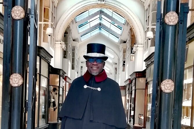 London Rocks! Private Music Walking Tour in Soho 2hrs - Tour Highlights