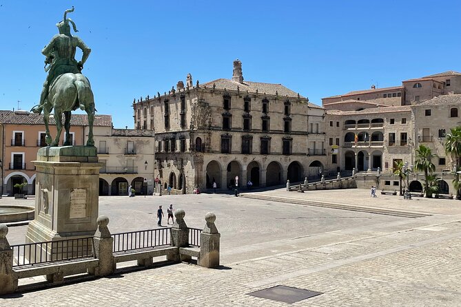 Los Conquistadores Private Tour in Trujillo