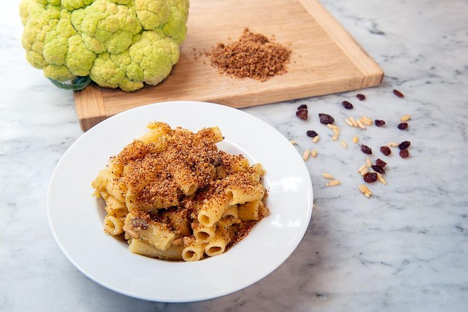 Lunch or Dinner and Cooking Demo at a Local Home in Ragusa - Immerse Yourself in Ragusan Hospitality