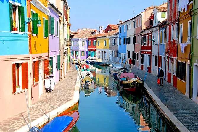 Luxurious Scenic Tour of Murano and Burano - Accessibility Notes