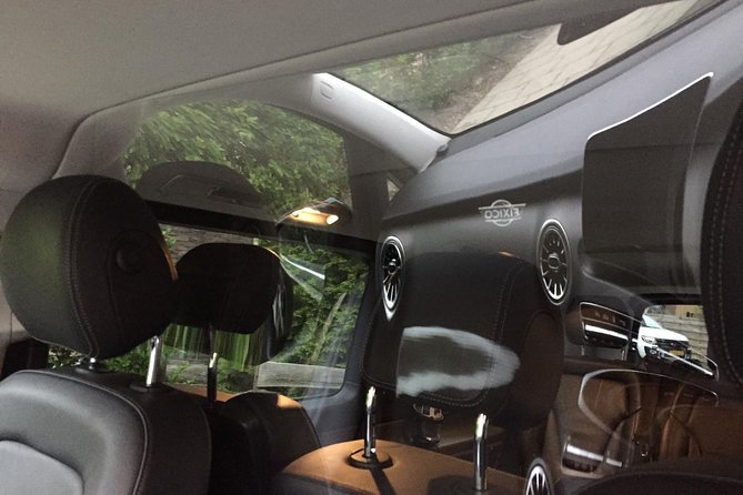 Luxury Private AMSterdam Departure Transfer to AMS AMSterdam Schiphol Airport - Frequently Asked Questions