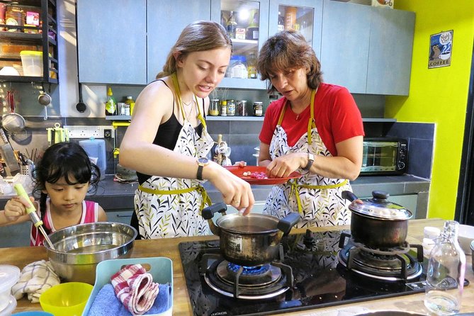 Market Visit & Private Hands-on Cooking Class at Daun Senja - Cultural Immersion