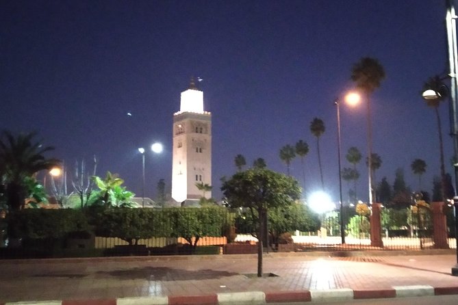 Marrakech by Night - Horse and Carriage Tour