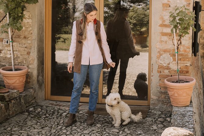 Montevecchio Isolani Wine Tasting Experience