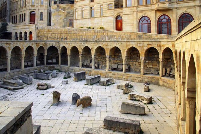 Old City Walking Tour - Destinations Included