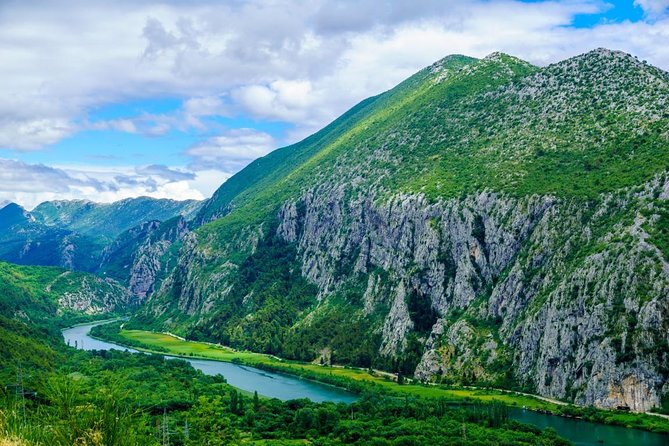Omiš and River Cetina Boat Tour With Lunch From From Makarska Riviera - Inclusions and Exclusions