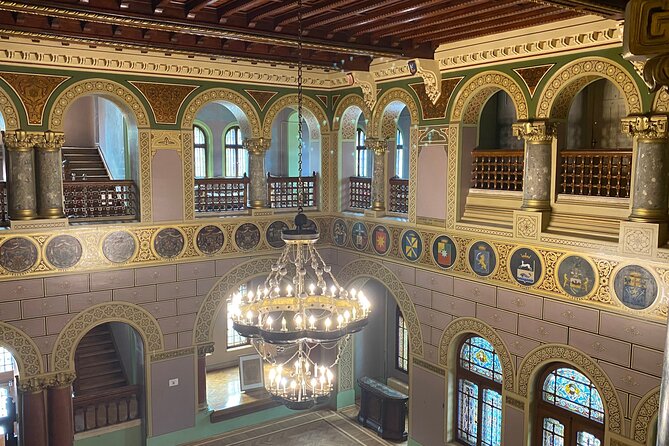 Peles and Cantacuzino Castles Small Group Day Tour From Brasov - Meeting and Pickup Details