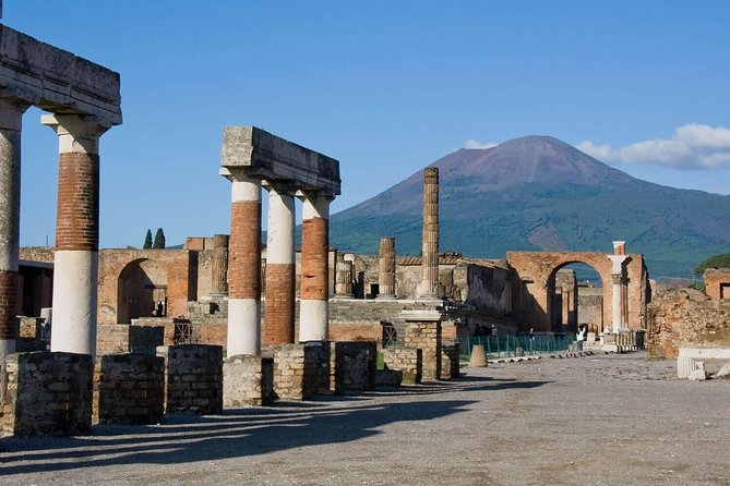 Pompeii Ruins & Naples Private Tour With Lunch and Wine Tasting From Rome - Pickup Information