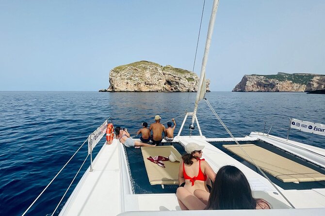 Porto Conte Sunset Catamaran Excursion With Aperitif - Reservation Details