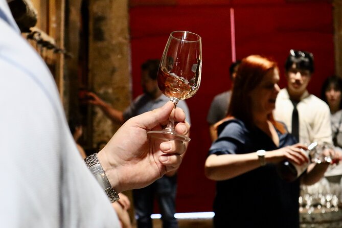Porto: Private Tour Douro Valley/Winery SECXVIII /Boat/Lunch - Pricing and Guarantee