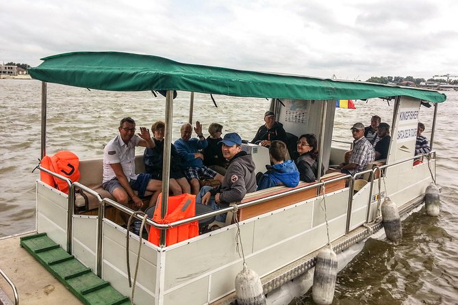 Private 6-7h Classic Boat Tour - Group Size