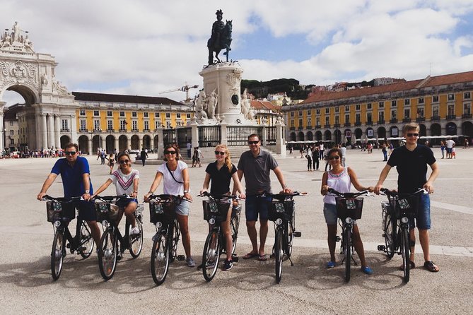 Private Bike Tour in Lisbon With Friendly Local Guide and Iconic Photo Ops - Inclusions and Features