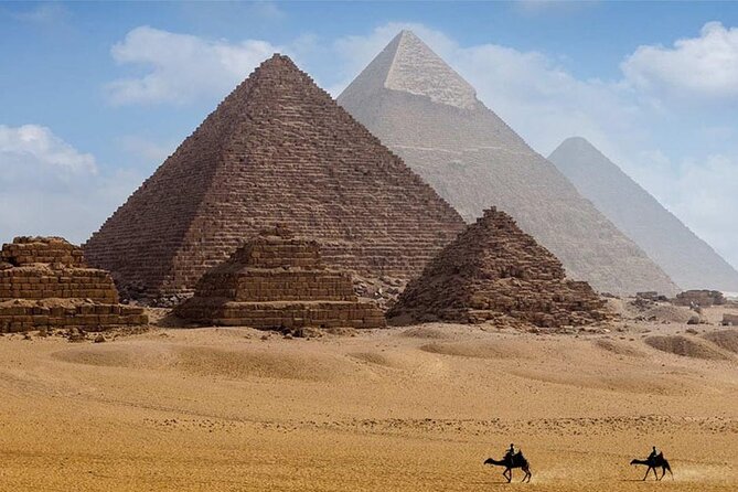 Private Cairo Tour From Hurghada With Visit to Bazaar - Booking Price