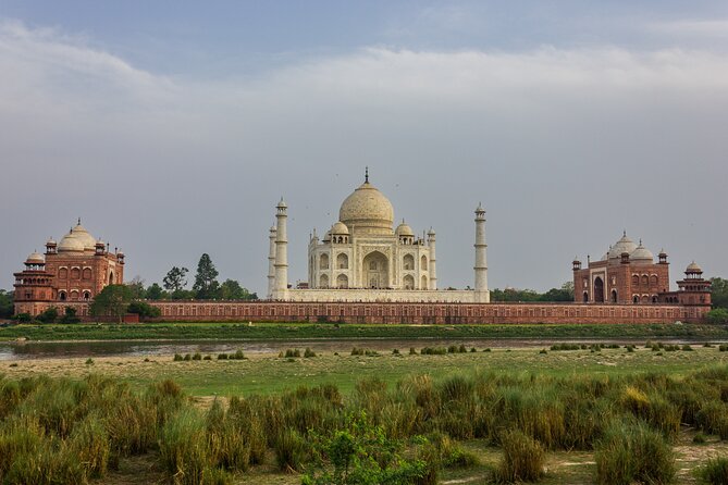 Private Complete Taj Mahal Day Tour by Car - Tour Overview