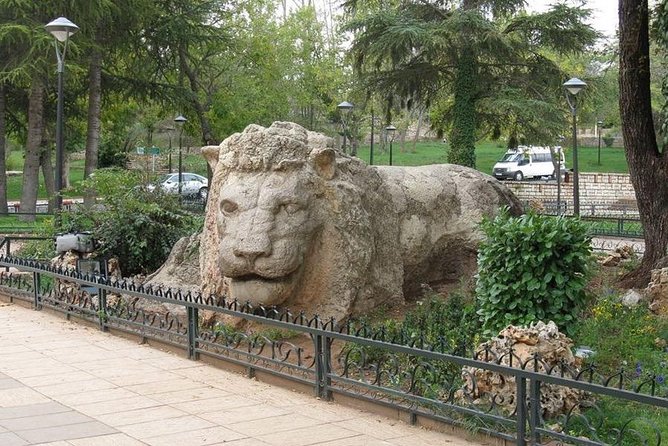 Private Day Trip From Fes to the Middle Atlas Towns - Additional Details