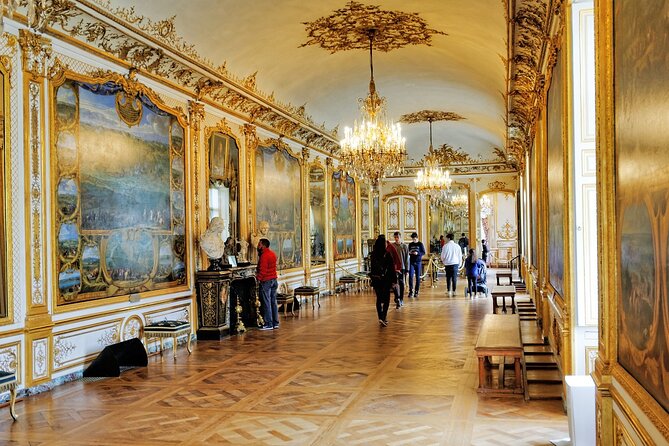 Private Day Trip From Paris to the Château De Chantilly and Back - Frequently Asked Questions