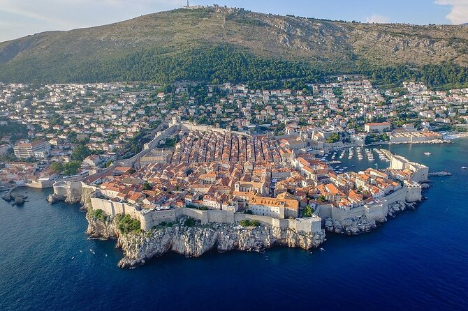 Private Direct Transfer From Split to Dubrovnik With Local Driver - Vehicle Amenities