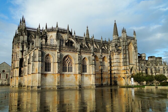 Private Full-Day 4-City Tour in Portugal From Lisbon - Tour Start Time