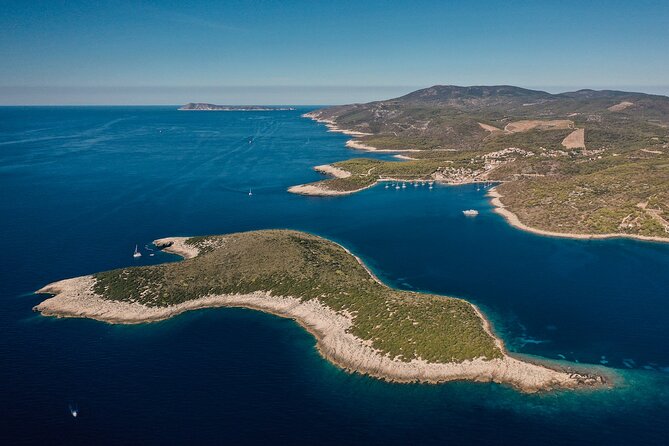Private Full-Day Boat Tour Blue Cave and 5 Islands From Split - Important Information
