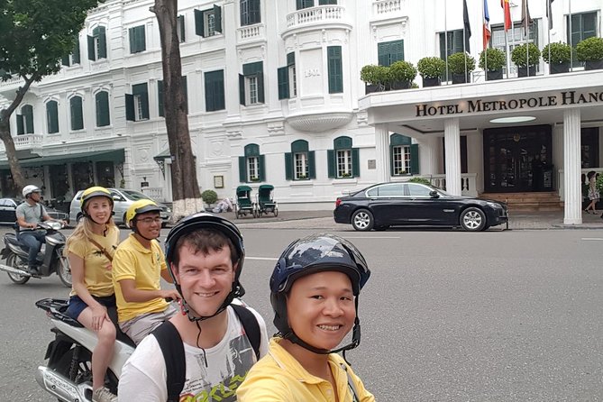 Private Hanoi Motorbike Sightseeing and Food Tour - Traveler Experiences