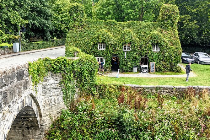 Private Llandudno, Conwy & Betws Y Coed Tour - Meeting Point