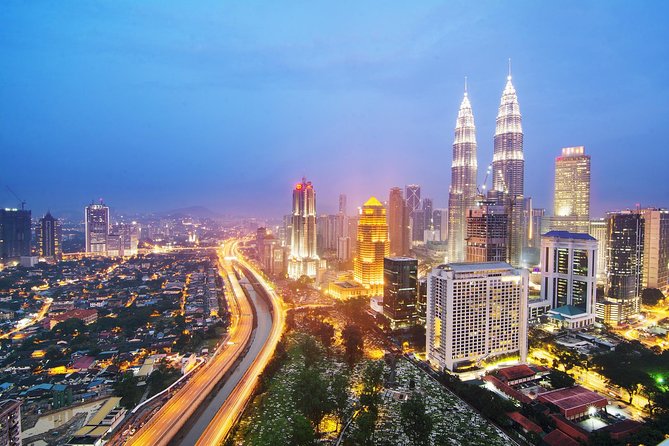 Private Night Tour: Petronas Twin Tower And Shopping
