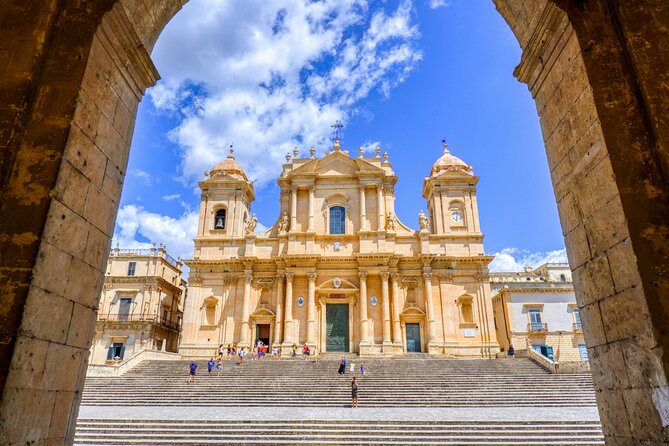 Private Tour From Siracusa to Noto and Marzamemi in Minivan - Amenities Included