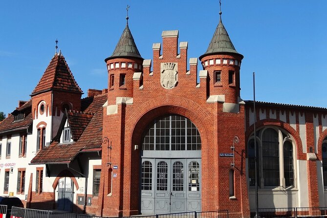 Private Tour of the Best of Bydgoszcz - Sightseeing, Food & Culture With a Local - Cancellation and Refund Policy