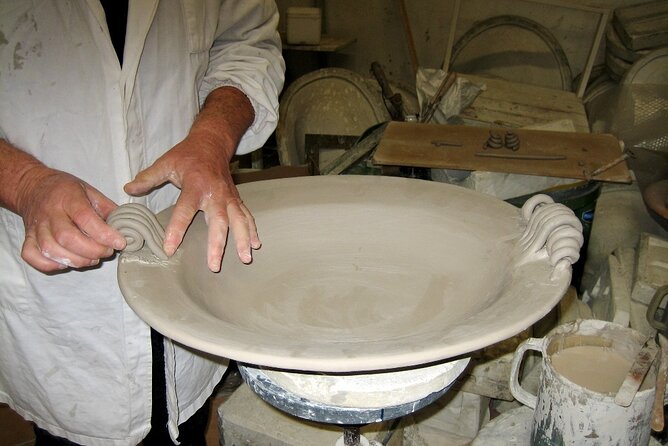 Private Tour to the Laboratory of Artistic Ceramics in Tuscany - Tour Details