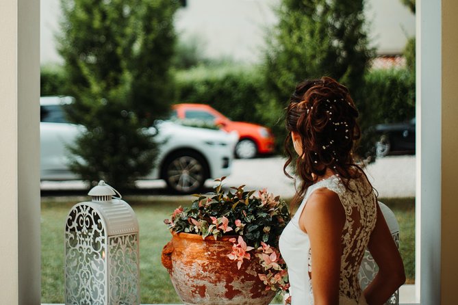 Private Transfer - Amalfi to Naples With 2h of Sightseeing: Vesuvius or Pompeii - Frequently Asked Questions