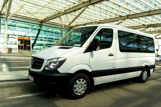 Private Transfer | ÇEŞME - IZMIR Airport - Pickup/Drop-off Point