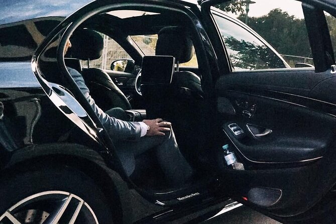 Private Transfer: London & Airports LHR, LGW, LTN, LCY to Oxford - Hassle-free Airport Transfer Service Features