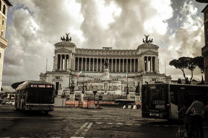 Private Transfer Service From Rome to Fiumicino Airport - Vehicle and Amenities Information