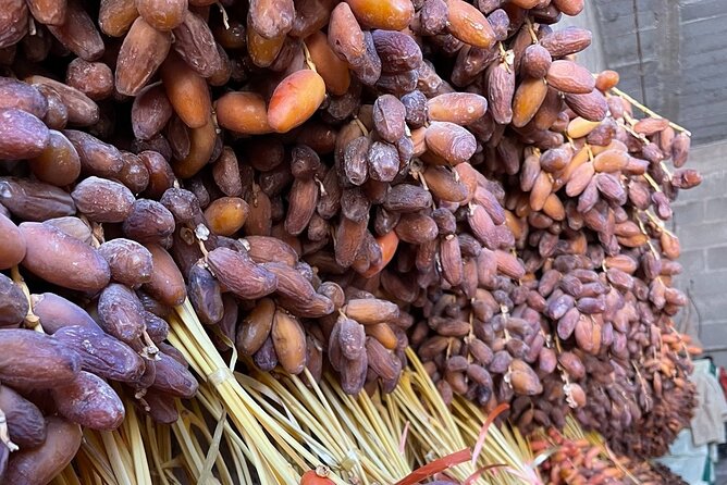 Private Two-Day Tour in Biskra Date Palm Grove - Transportation Information