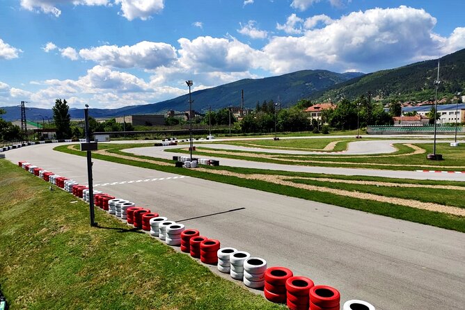 Racetrack Rally Car Action Day - Location and Meeting Point