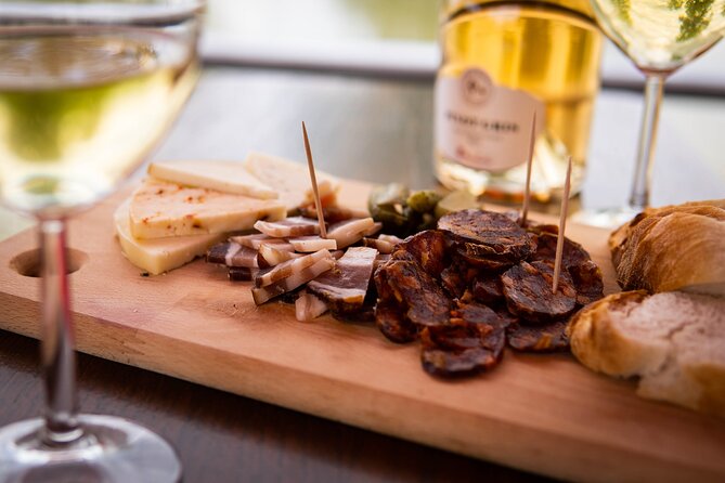 River Boat Tour in ŽItna LađA With Food and Drinks Tasting - Accessibility and Participant Limit