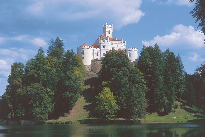 Royal Castle Tour - Small/Private Group - Group Size and Pricing