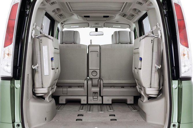 Safe and Private Airport Transfer in Nairobi - Price and Badge of Excellence