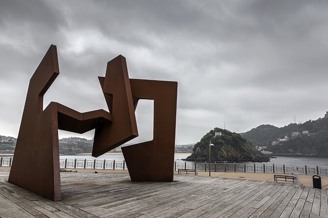 San Sebastian and Biarritz Private Tour From Bilbao With Pick up - Price and Booking