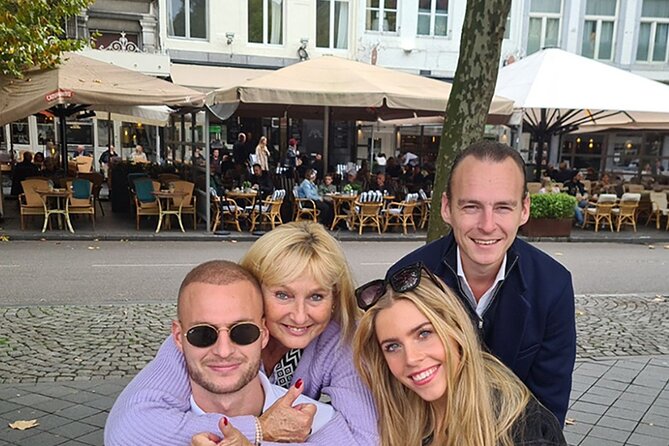 Self Guided Secrets of Amsterdam North Exploration Game - Group Size Information