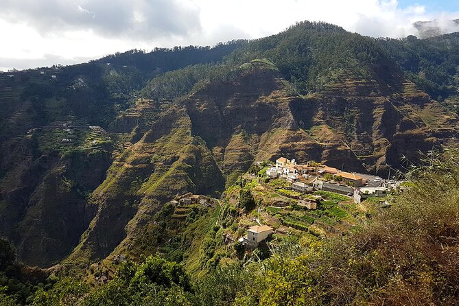 Serra D'Água Valley Walk - Availability and Booking