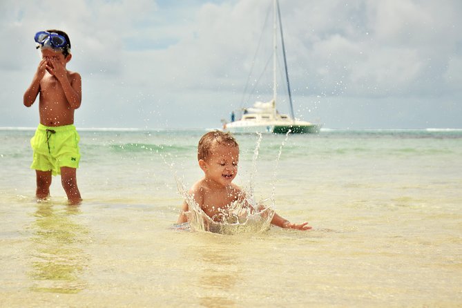 Shared EAST Cruise - Ile Aux Cerfs : Full Day Catamaran Cruise - Pricing Information